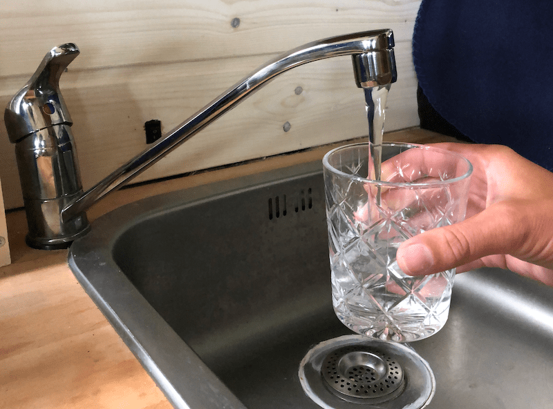 Trinkwasser im Wohnmobil • Trinkwasser aus Wassertank im Van